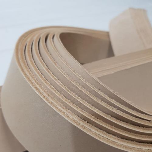 РЕМЕННАЯ ЗАГОТОВКА. НАТУРАЛЬНОГО  ЦВЕТА . 200156